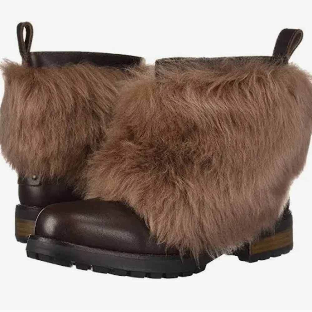 COPY - UGG Otelia Coconut Leather Sheepskin Cuff Ankle Mini Boots Booties Size …